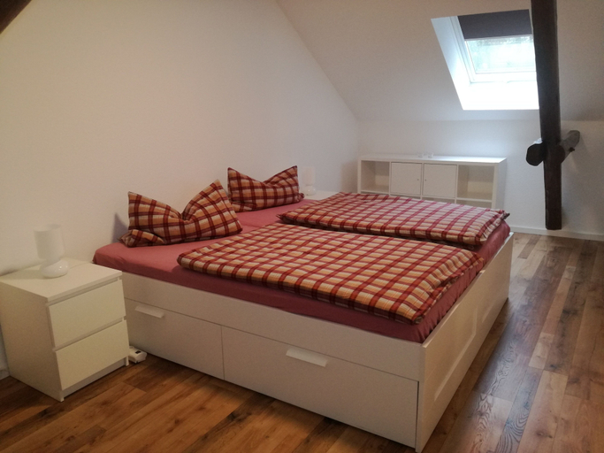 Bedroom 3, Beekenhof, Heidekreis