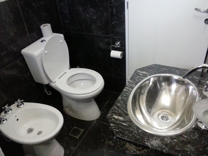Bathroom, Apartamentos Barranca de Termas, Colón