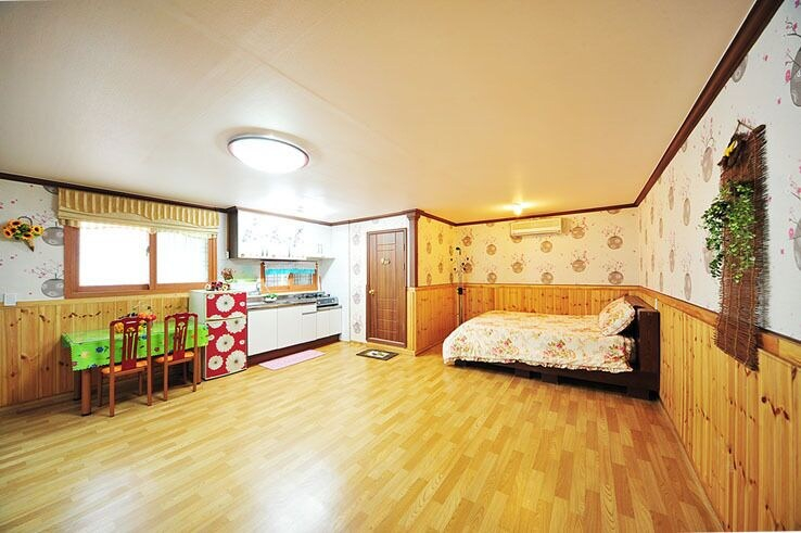 Others 5, Star Song Pension, Ganghwa
