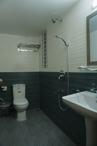 Bathroom 5, Hotel Musafir, Sylhet