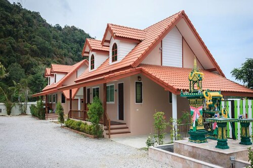 Khaolom Resort Khanom, Khanom