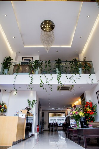 Yen Hotel, Cầu Giấy