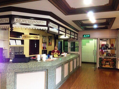 Siam Star Hotel, Ratchathewi