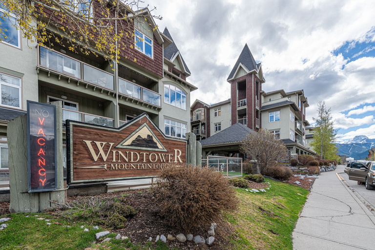 Exterior & Views 2, WindTower Resort - 1 BR Suite or 1 Single Room, Division No. 15