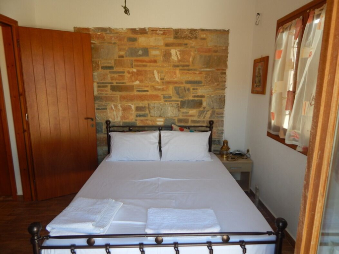 Bedroom 3, Armonia Studios and Villas, South Aegean
