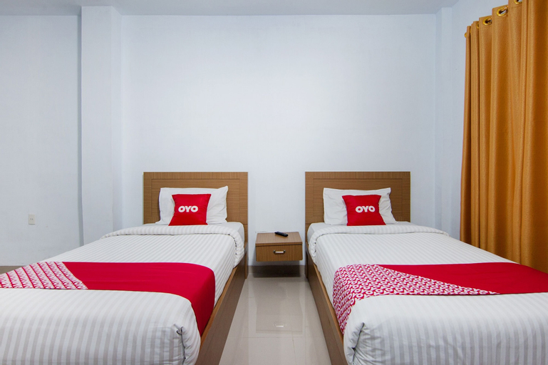 OYO 2208 Thyesza Hotel, Samosir