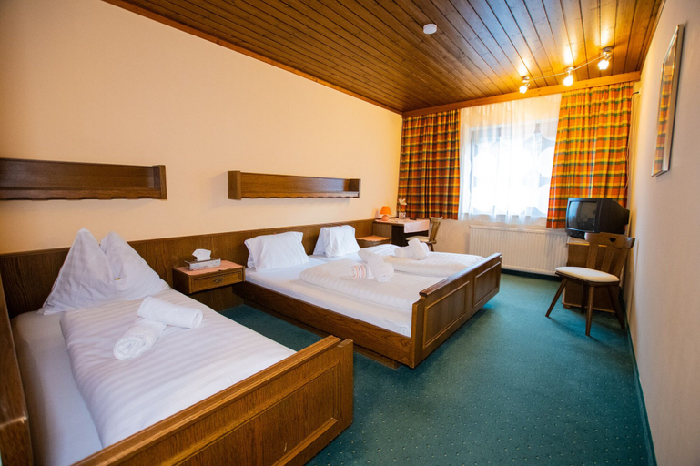 Bedroom 3, Hotel Vanda, Spittal an der Drau