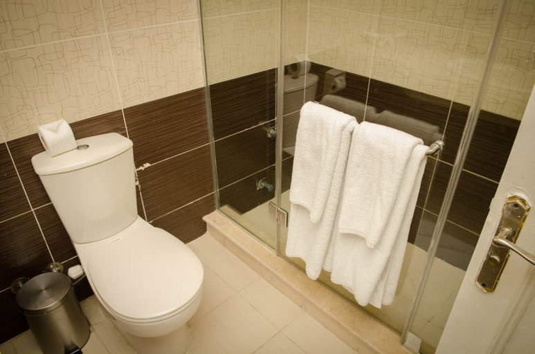 Bathroom 4, Zahabia Resort & Hotel, Al-Ghurdaqah