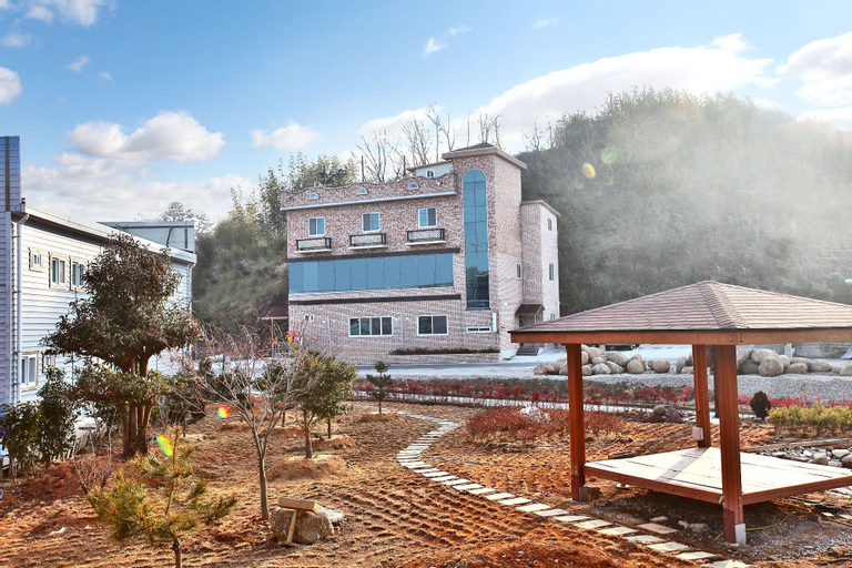 Galdae Story Pension, Suncheon