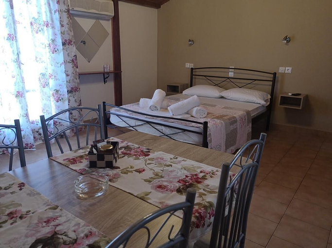Bedroom 4, Ocean Front Studios, Ionian Islands