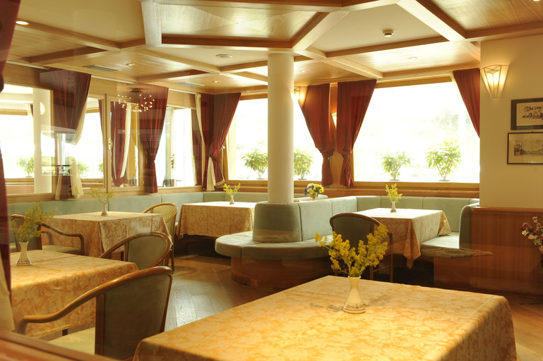 Public Area 3, Hotel Montana, Trento