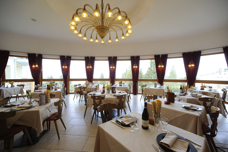 Restaurant & Bar, Hotel Montana, Trento