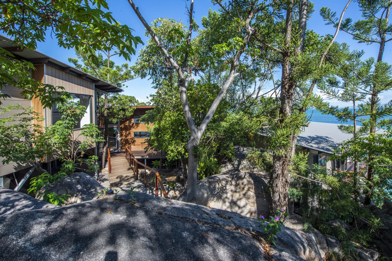 Exterior & Views 2, Headland House, Magnetic Island