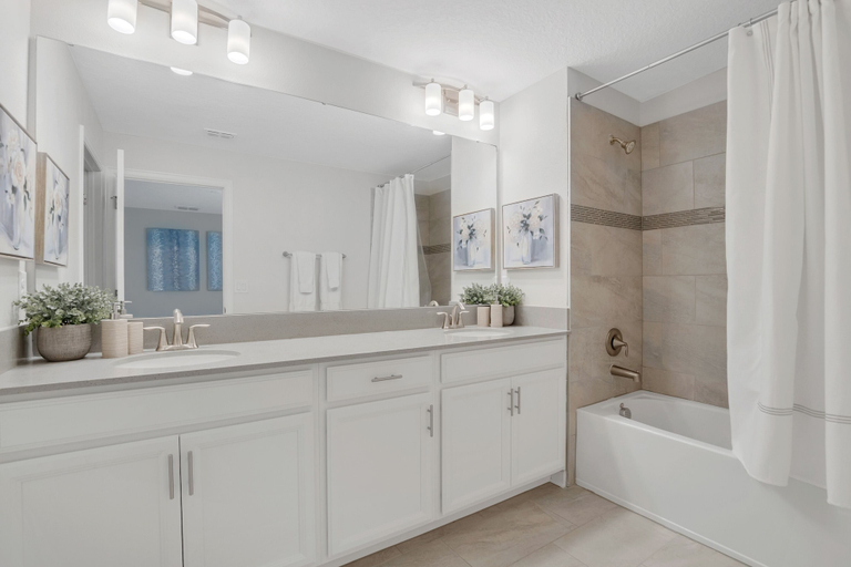 Bathroom 4, 4823 Dedication Street, Osceola