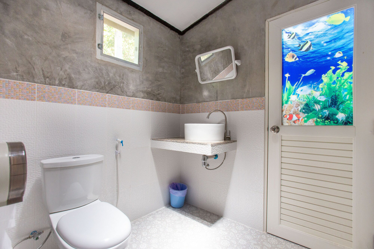 Bathroom 4, Frog Beach House, Muang Ranong