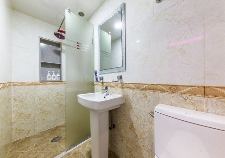 Bathroom 4, Hotel Komodo Yeongdeungpo, Yeongdeungpo