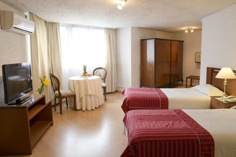 Montecarlo, Santiago