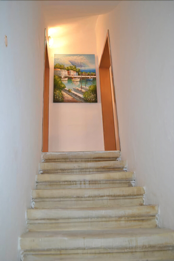 Public Area 3, La Luna Townhouse