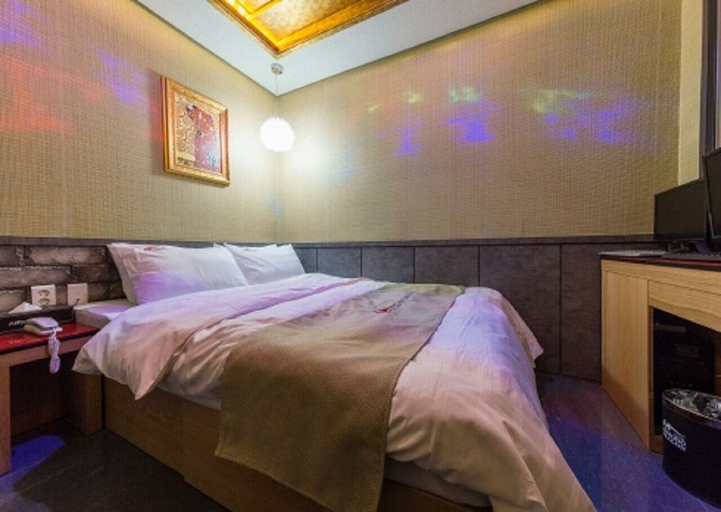 Bedroom 3, Yeongdeungpo Komodo, Yeongdeungpo