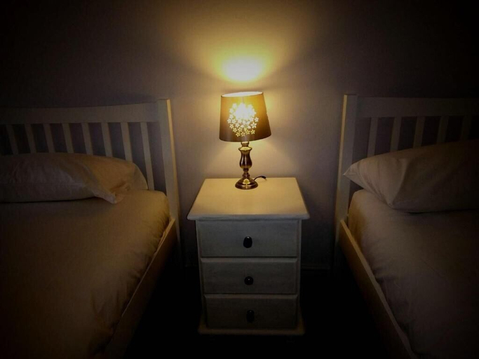 Bedroom 3, The George & Dragon Tearoom Accommodation Felton, North Somerset