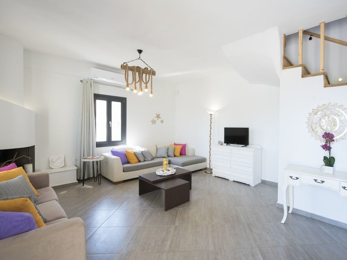 Bedroom 4, Palmarea, South Aegean