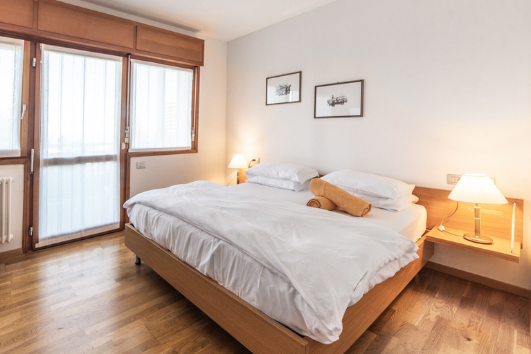 Bedroom 2, Hotel Montana, Trento