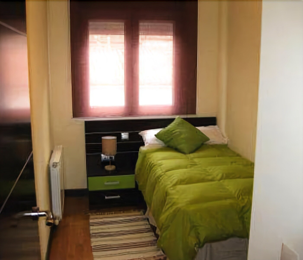 Bedroom 2, Vut Soterraña 14, Ávila