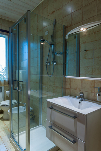 Bathroom 5, Pizzicalaluna Agriturismo Olistico sulle Colline di Pianoro, Bologna