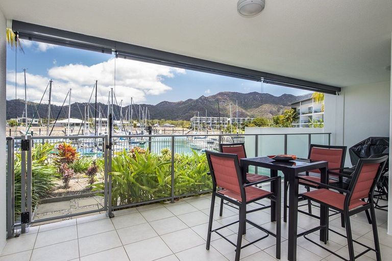 Others 5, Blue on Blue Apartment 1015, Magnetic Island