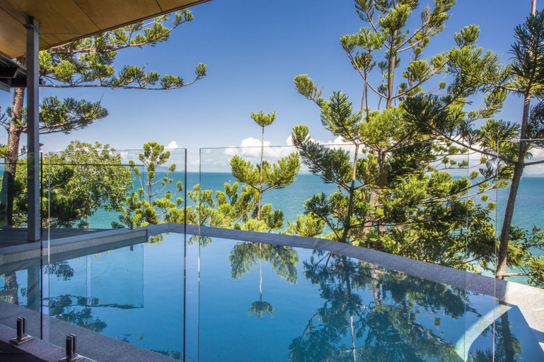 Sport & Beauty 3, Headland House, Magnetic Island