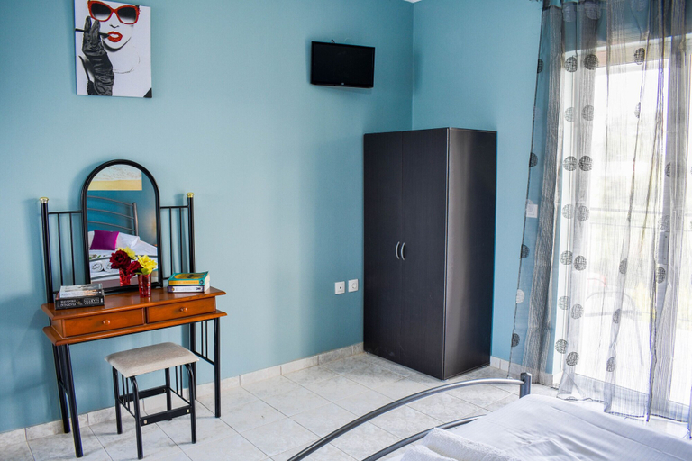 Others 5, Brunswick Villa Units, Ionian Islands