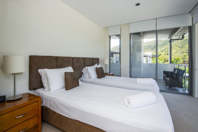 Bedroom 3, Blue on Blue Apartment 335, Magnetic Island