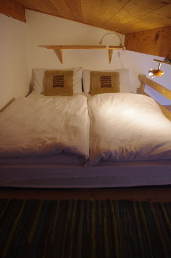 Bedroom 2, Central Hostel Châtel, Haute-Savoie
