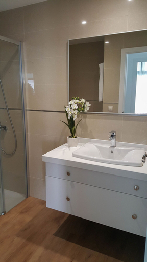 Bathroom 5, Cordial Muelle Viejo, Las Palmas