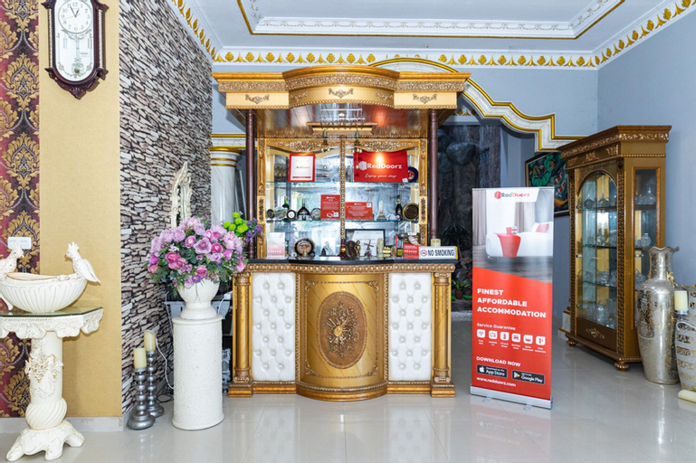 RedDoorz Premium @ Sea Residence Manado, Manado