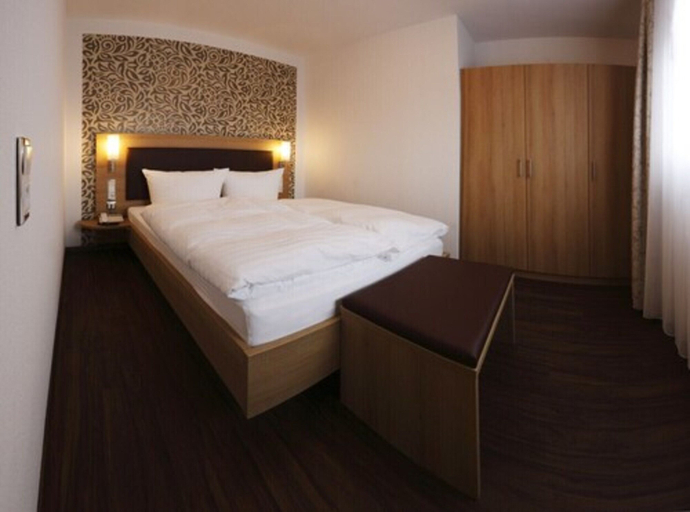 Bedroom 3, Hotel Fortuna, Breisgau-Hochschwarzwald