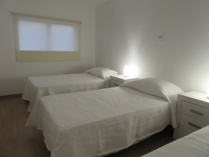 Bedroom 3, Pensión La Corredera, Pontevedra