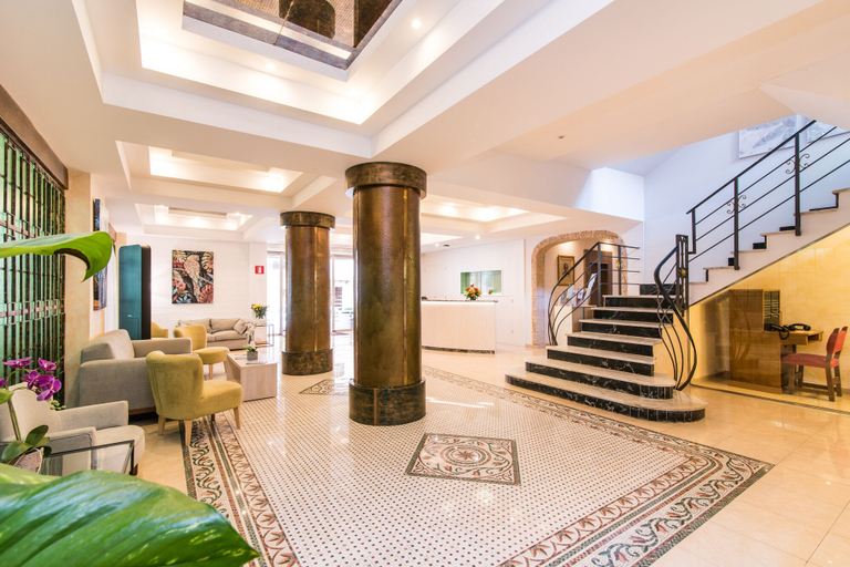Public Area 4, Hotel Baviera, Baleares