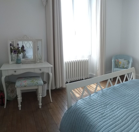 Bedroom 4, La Belle Vienne, Charente