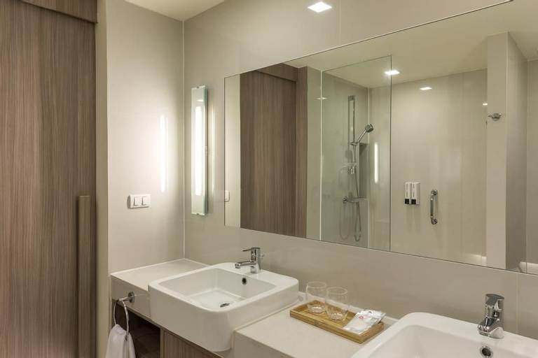 Travelodge Pattaya, Bang Lamung