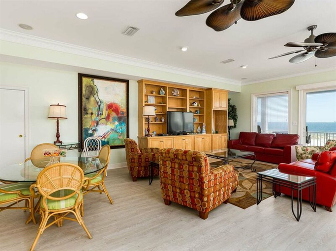 Public Area 3, Beach Castle W by Meyer Vacation Rentals, Baldwin