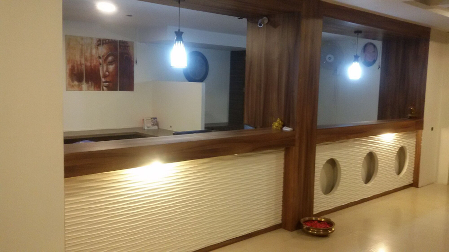 Others 4, Hotel Royal Enclave , Pune