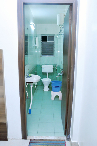 Others 5, Hotel Royal Enclave , Pune