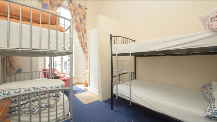 Bedroom 3, Central Hotel - Hostel, London