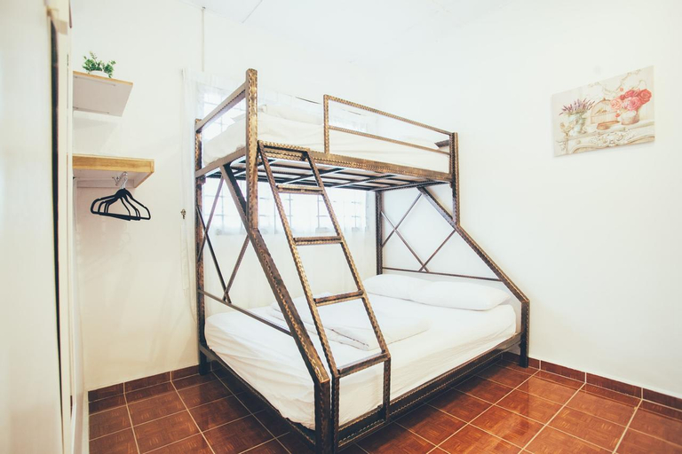 Bedroom 5, Camelia Homestay, Johor Bahru