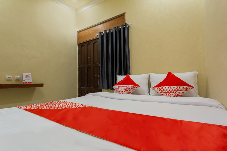 Bedroom 2, OYO 2527 Hotel Triana, Palangkaraya