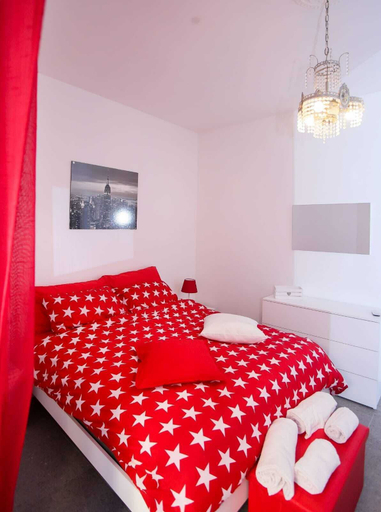 Bedroom 5, Don Carlo Rooms, Napoli