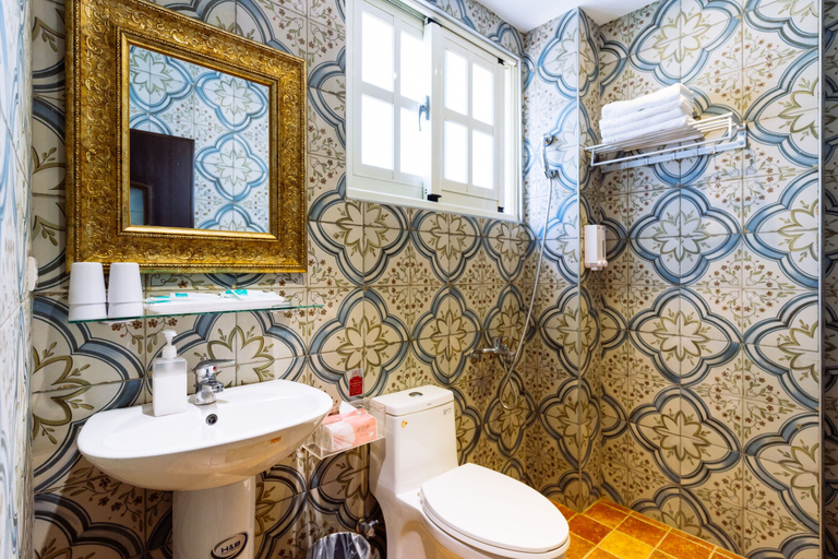 Bathroom 4, Flower Young B&B, Hualien