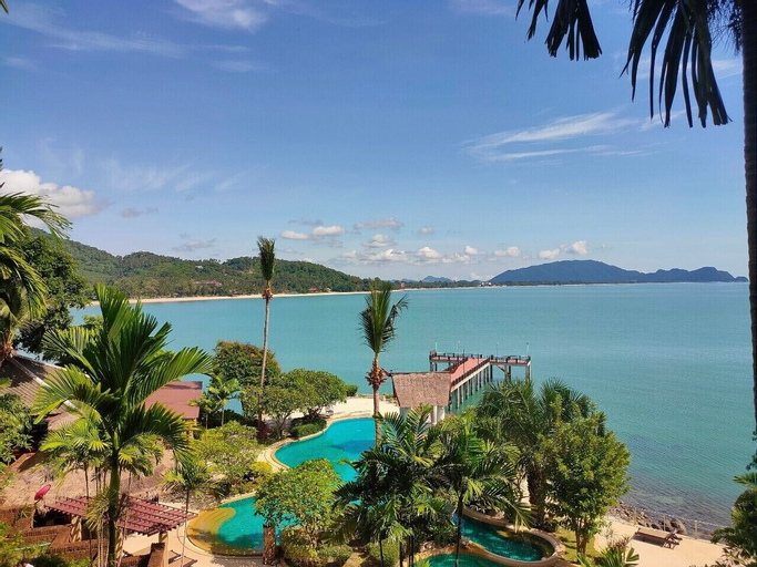 Racha Kiri Resort and Spa, Khanom