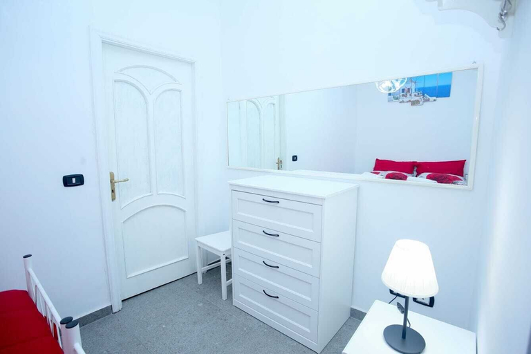 Bedroom 3, Don Carlo Rooms, Napoli